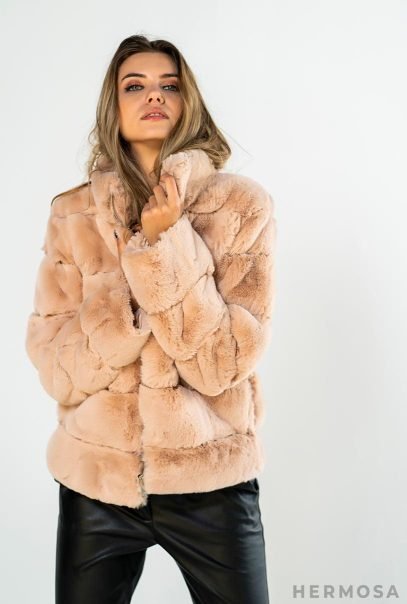 Lady Beige Faux Fur